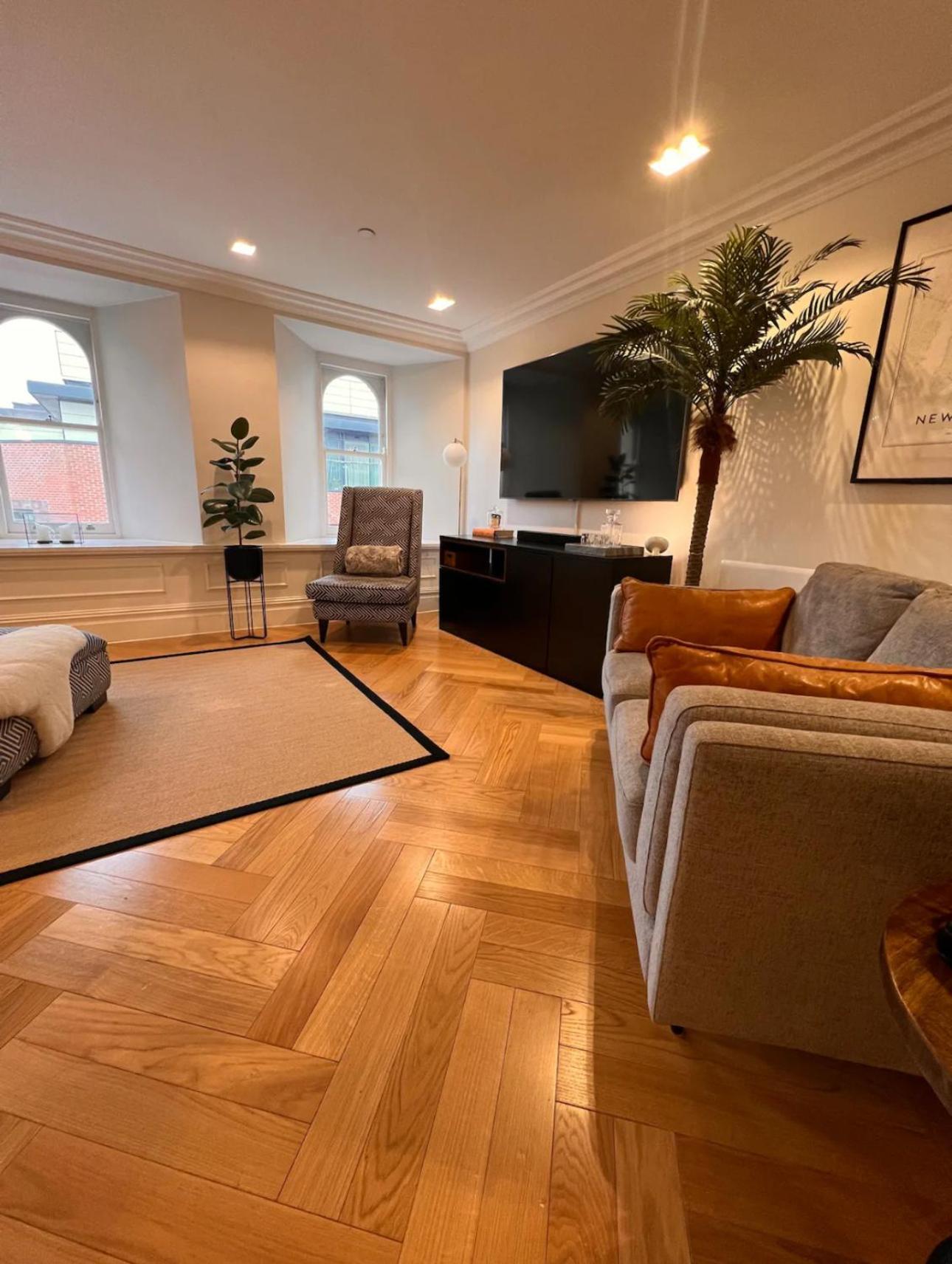 The Bank Apartment Кардиф Екстериор снимка